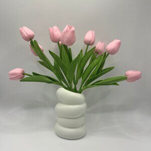10 Pcs Artificial Tulips with Vase Silk Flowers for Weddings and Office Scenes